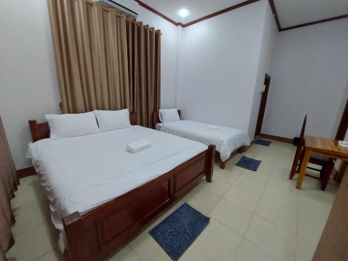 Inthavong Hotel/Guest House Vang Vieng Exterior photo
